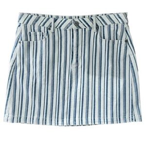 NWOT Loft skirt size 8